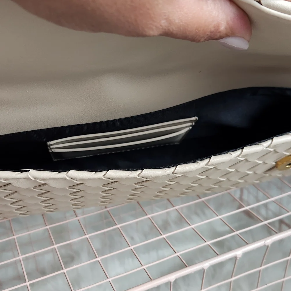 Urban Expressions Cream Woven Wristlet - Picture 4 of 6